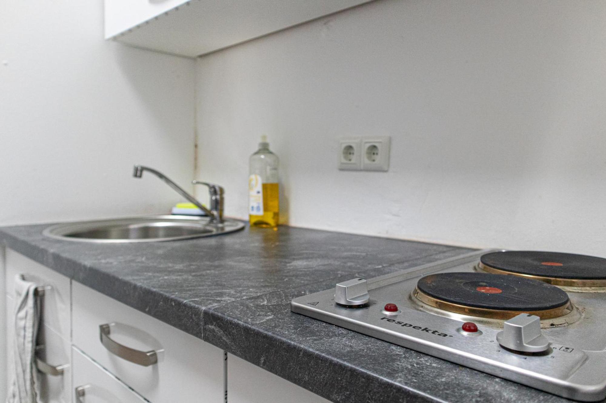 Budget City Stay - Near Wiener Stadthalle Ideal For Longstays Εξωτερικό φωτογραφία