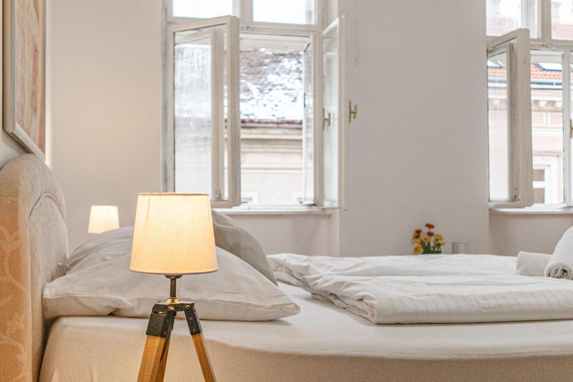 Budget City Stay - Near Wiener Stadthalle Ideal For Longstays Εξωτερικό φωτογραφία